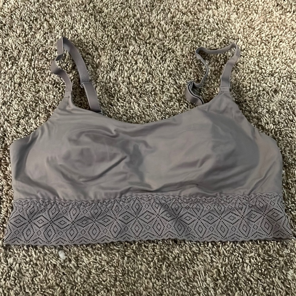 Super comfortable Auden bralette